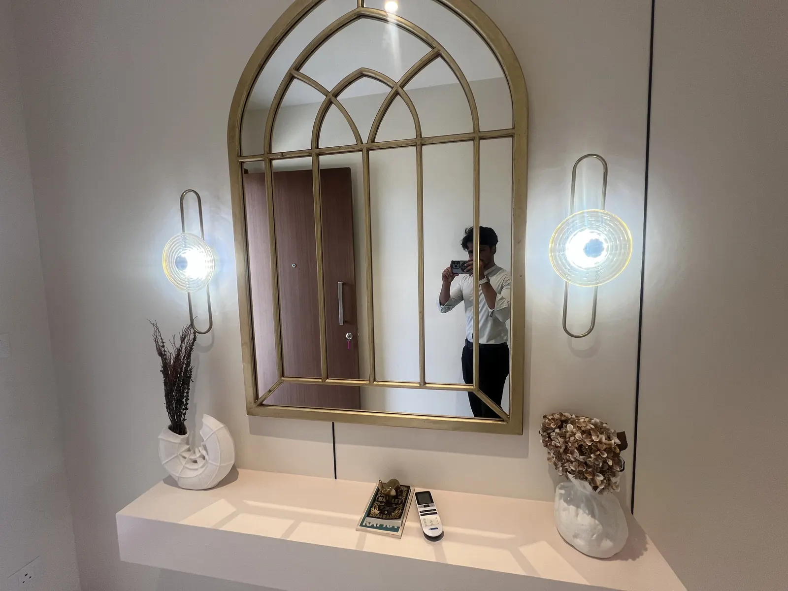 Godrej Vanantara 4.5 BHK Apartment Floor Plan - actual foyer photo with gold arched mirror